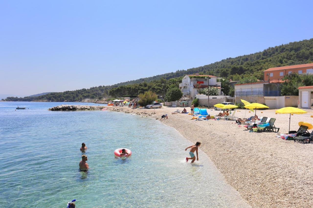 Apartments By The Sea Slatine, Ciovo - 14541 Dış mekan fotoğraf