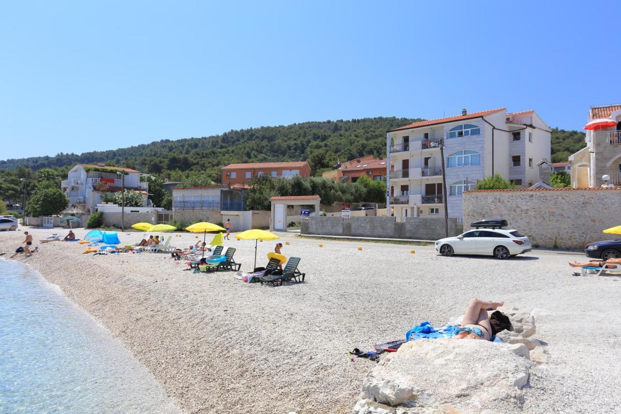 Apartments By The Sea Slatine, Ciovo - 14541 Dış mekan fotoğraf