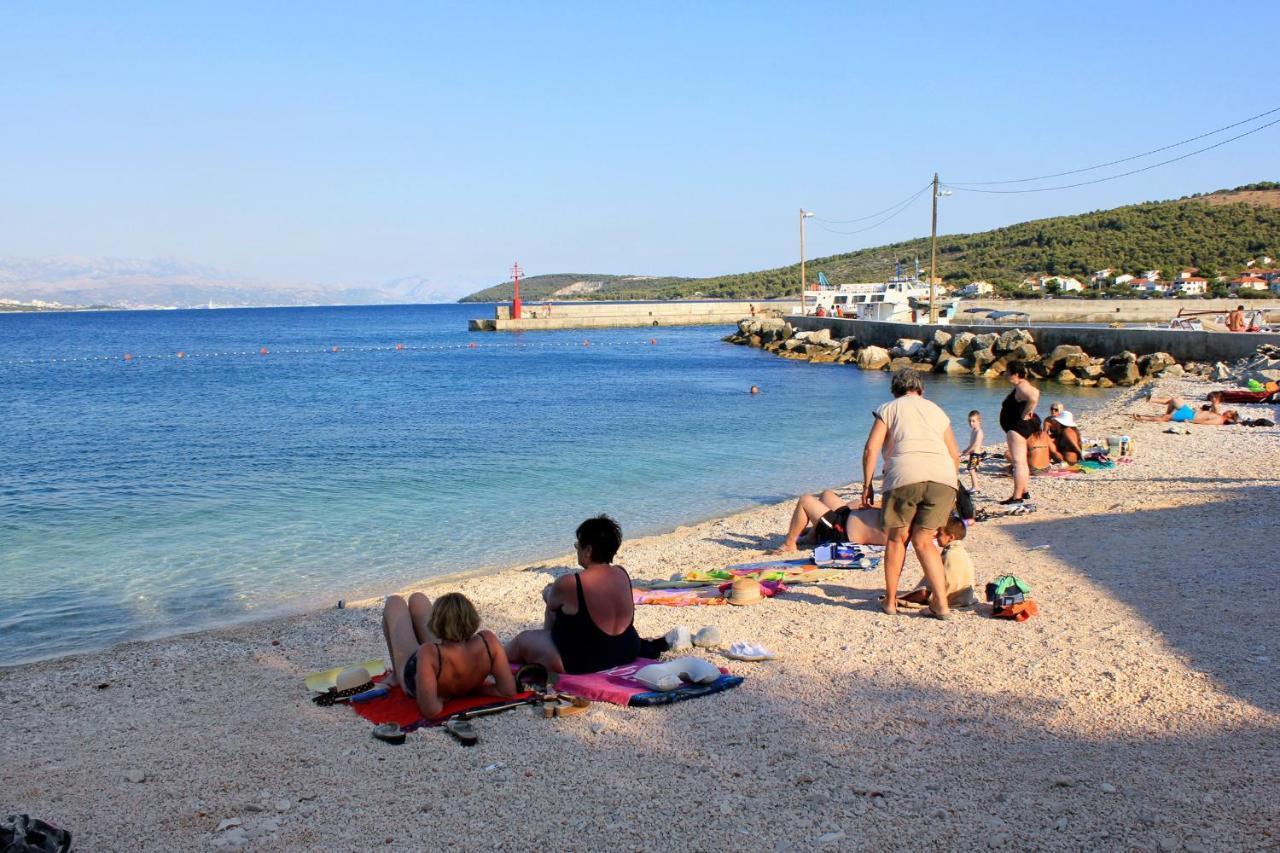 Apartments By The Sea Slatine, Ciovo - 14541 Dış mekan fotoğraf