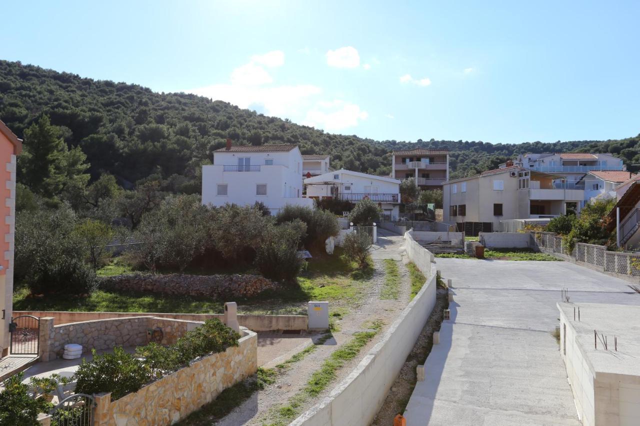 Apartments By The Sea Slatine, Ciovo - 14541 Dış mekan fotoğraf
