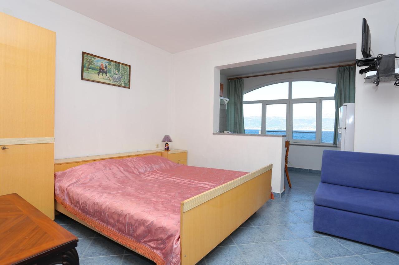 Apartments By The Sea Slatine, Ciovo - 14541 Dış mekan fotoğraf