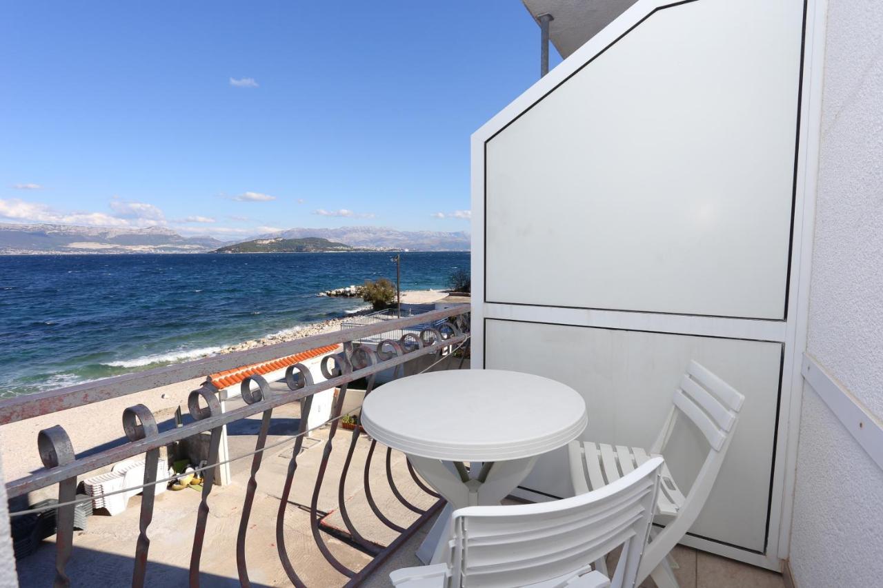 Apartments By The Sea Slatine, Ciovo - 14541 Dış mekan fotoğraf
