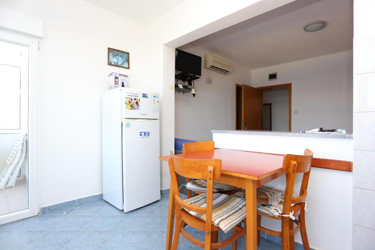 Apartments By The Sea Slatine, Ciovo - 14541 Dış mekan fotoğraf
